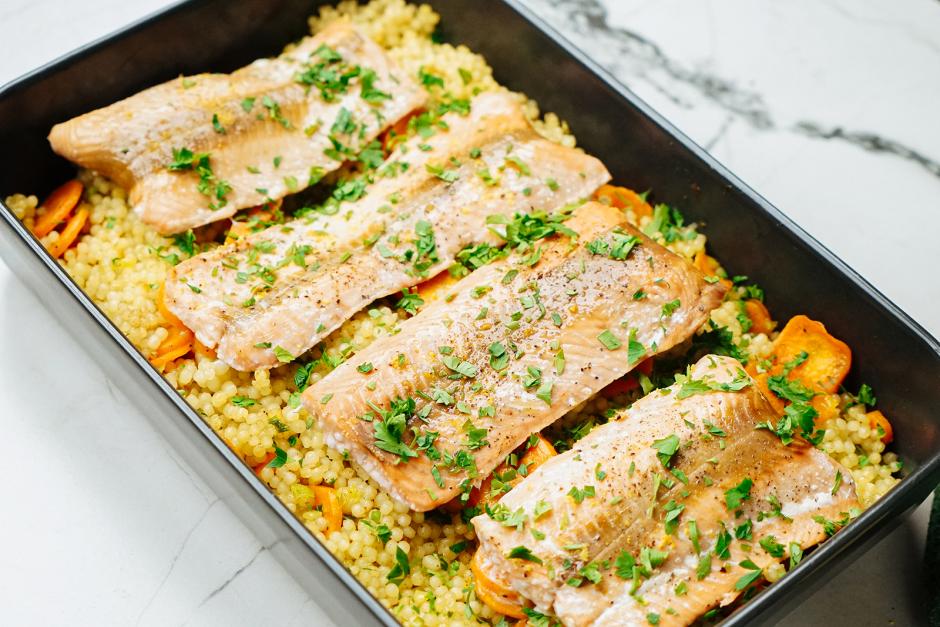 Lachsfilets mit Couscous