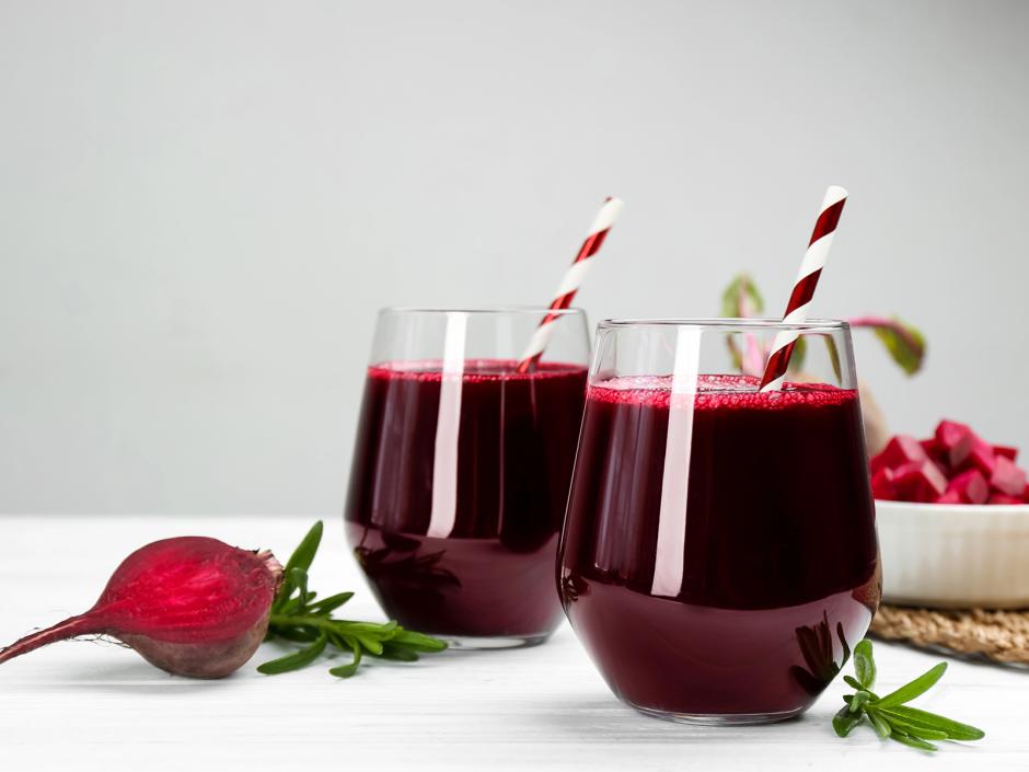 Rote Rüben Rum Sour
