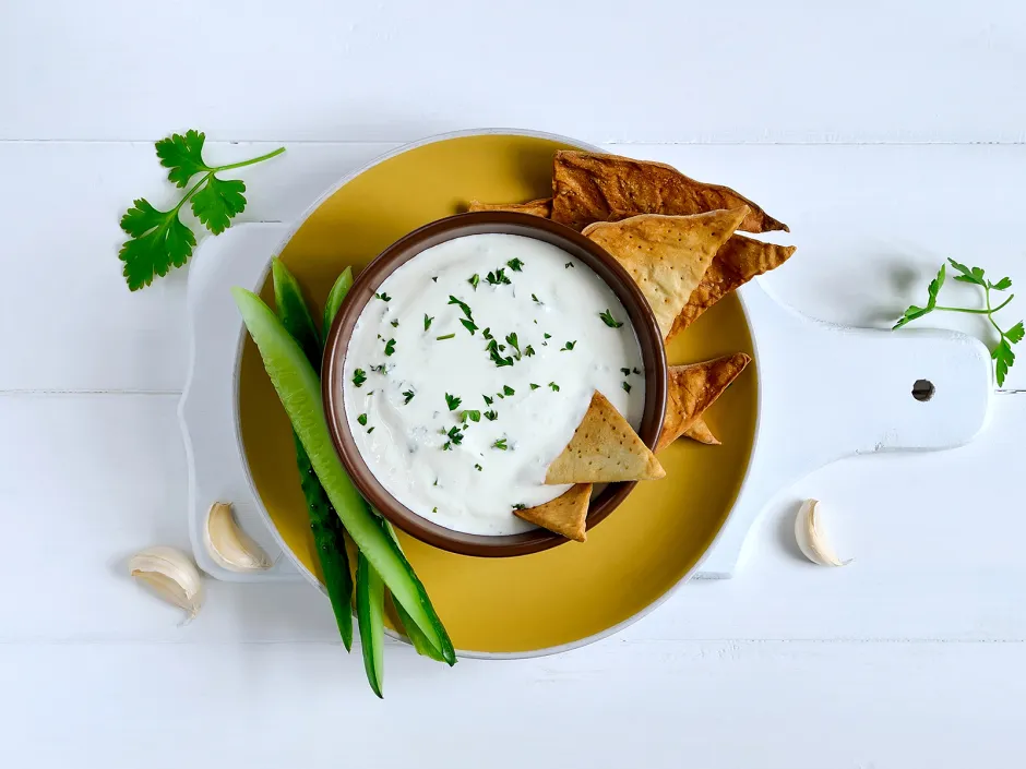 Liebstöckel-Dip mit Gurke