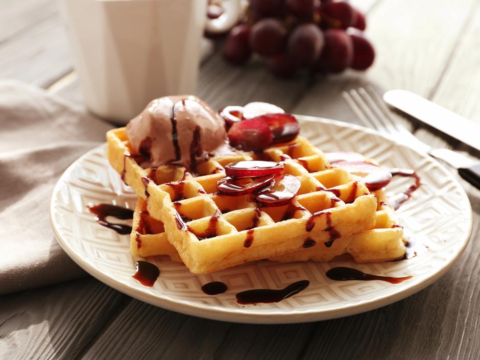 Dinkelwaffeln mit Traubensirup