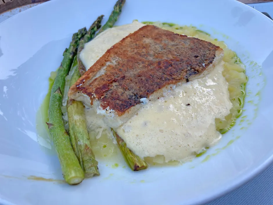 Hechtfilet mit Knoblauchsauce