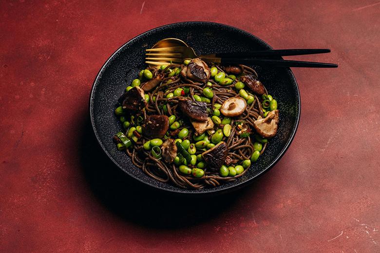Soba Nudelsalat mit Edamame