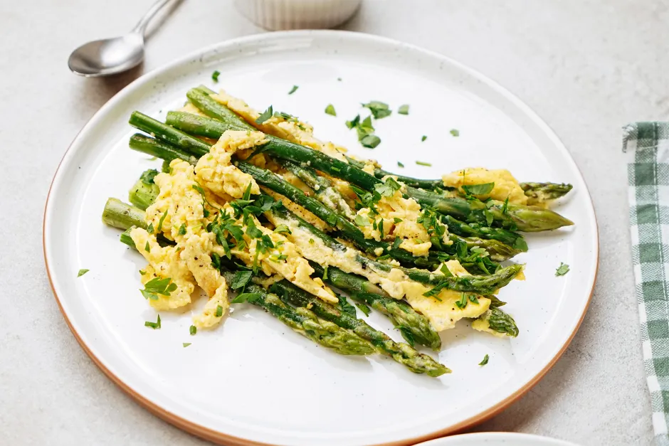 Spargel mit Ei
