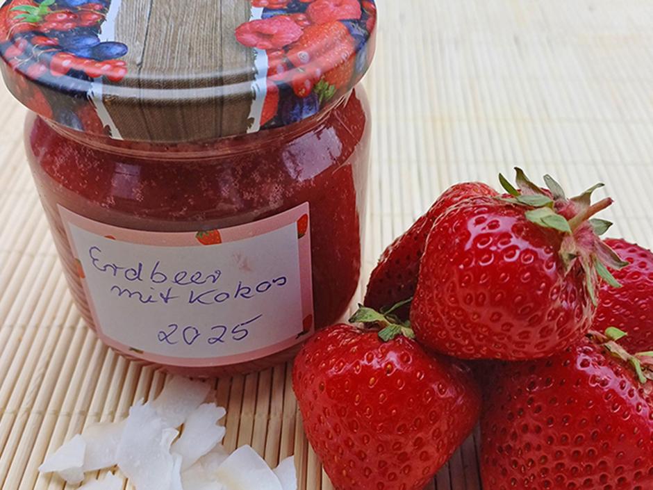 Erdbeer-Kokos-Marmelade