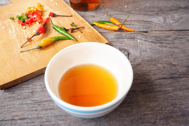 Asiatische Fischsauce mit Chili
