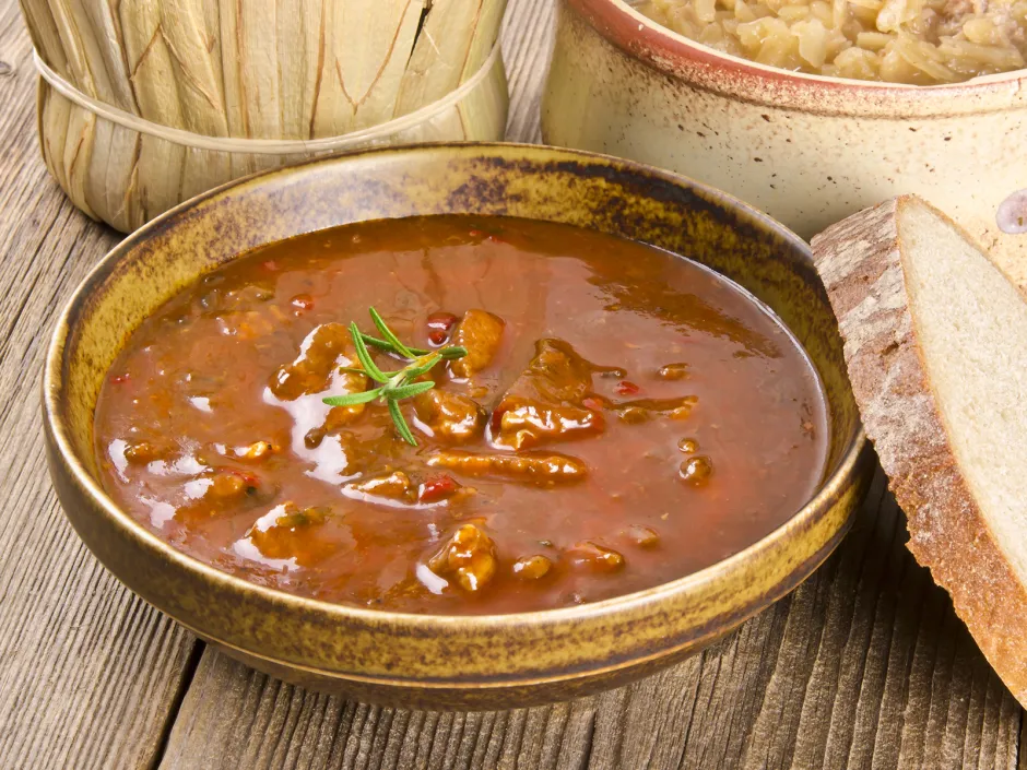 Slow Cooker Gulaschsuppe