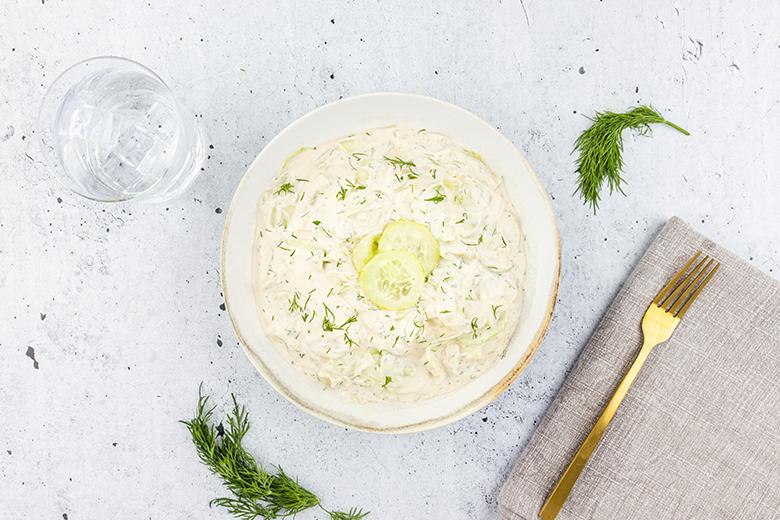 Gurkensalat mit Sauerrahm