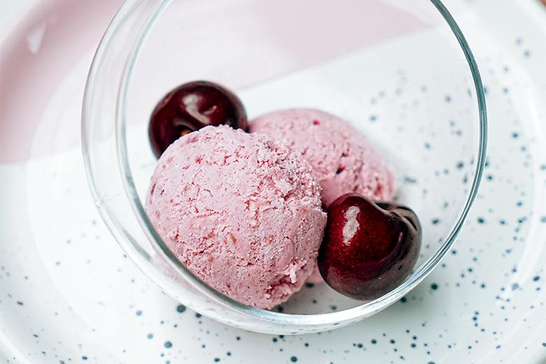 Joghurt-Kirsch-Eis