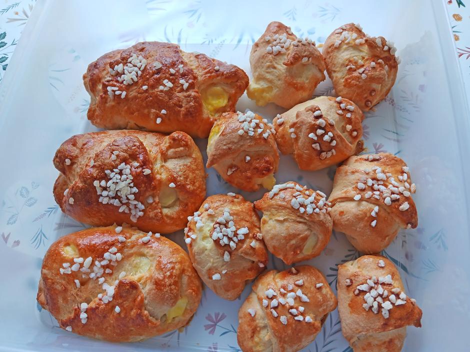 Kipferl mit Puddingfülle