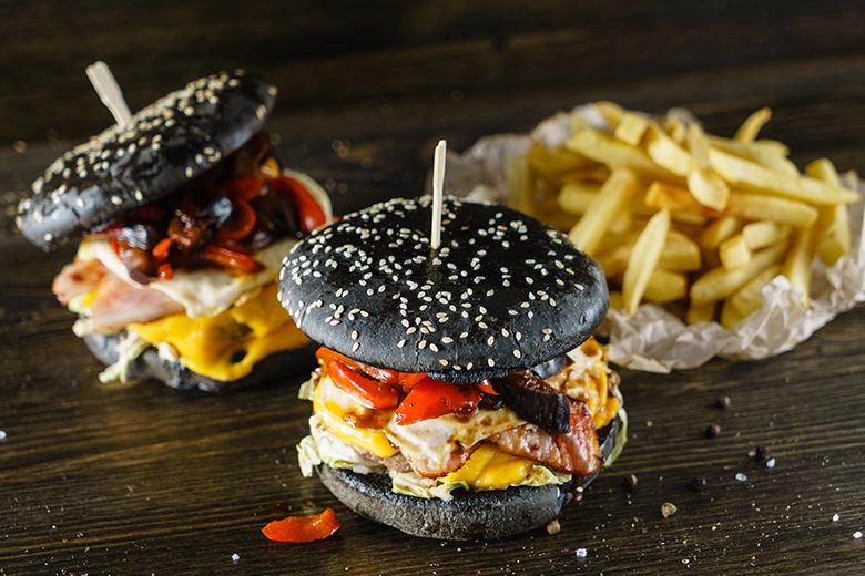 Dunkle Burger-Buns