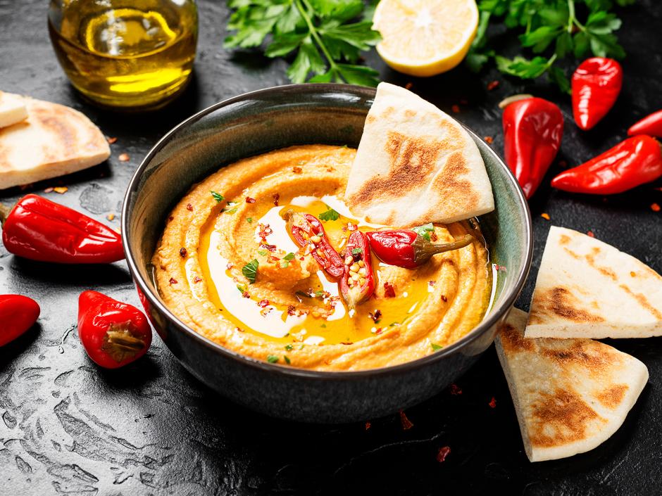 Paprika-Chili Hummus