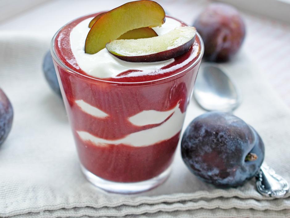 Zwetschken-Schichtdessert