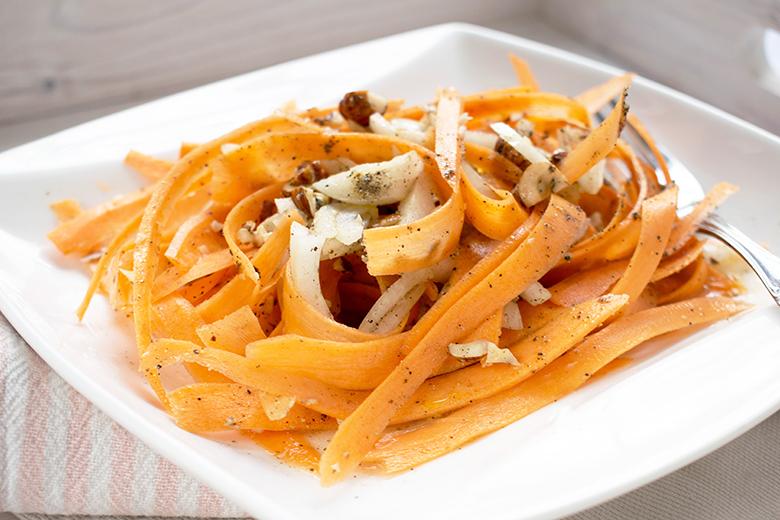 Asiatischer Karottensalat