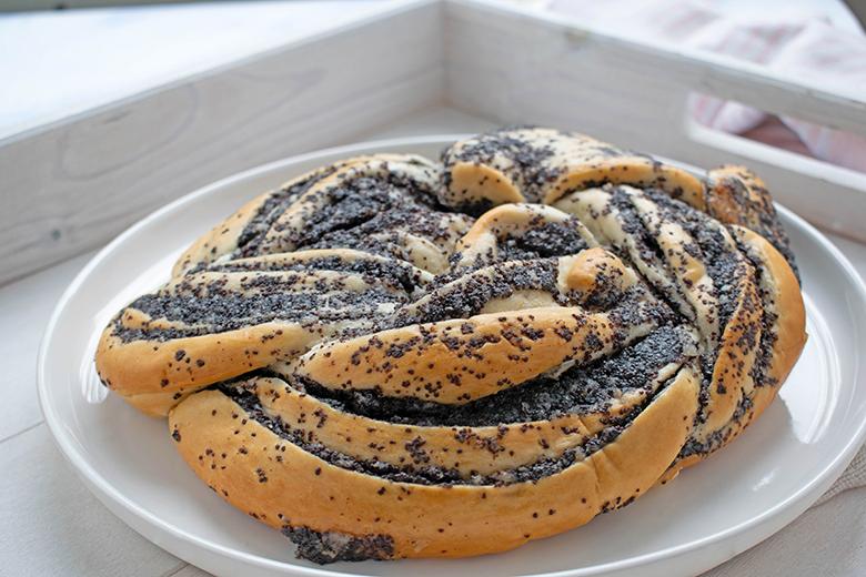 Mohn-Grießkuchen