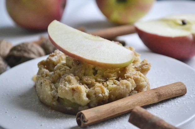 Apfel-M&uuml;sli-Crumble