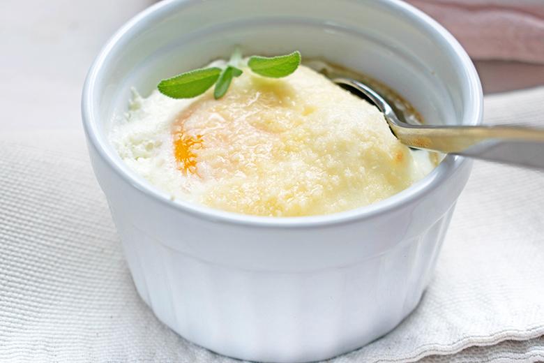 Spiegeleier mit Parmesan