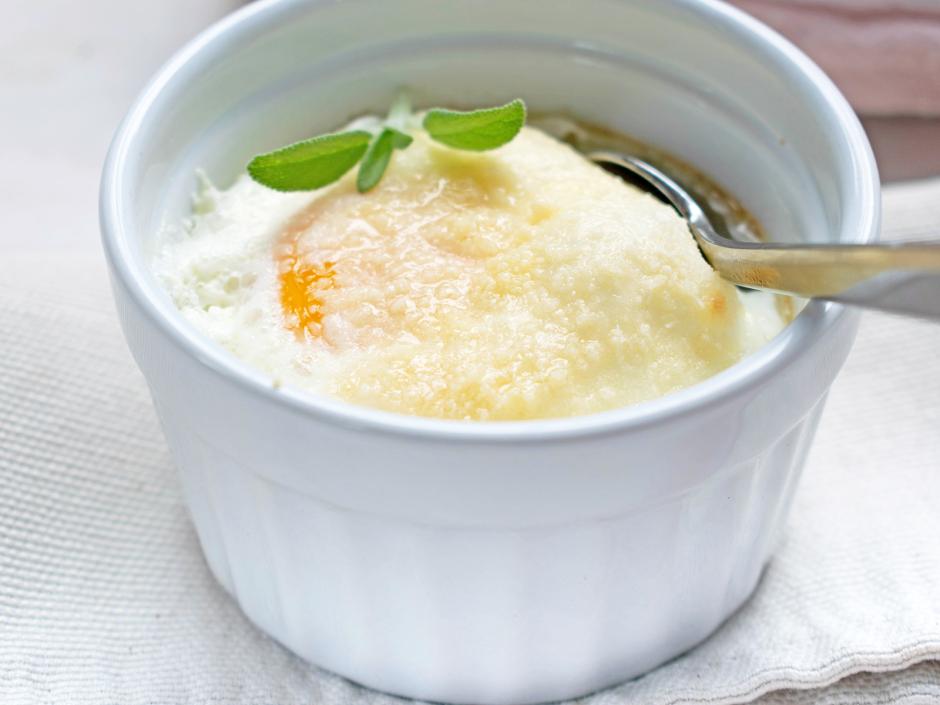Spiegeleier mit Parmesan