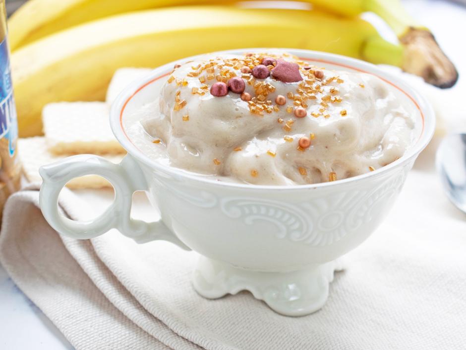 Erdnussbutter-Bananeneis