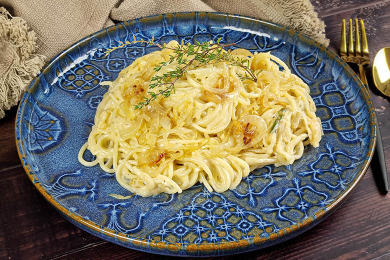 Karamellisierte Zwiebel-Pasta