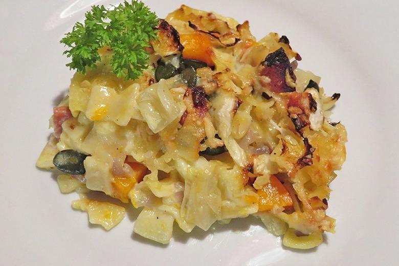 Kraut-Kürbis-Fleckerl-Gratin