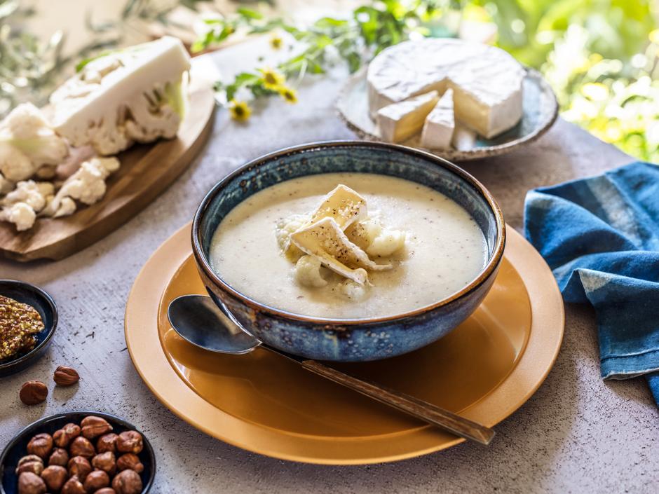 Blumenkohl- und Camembertsuppe
