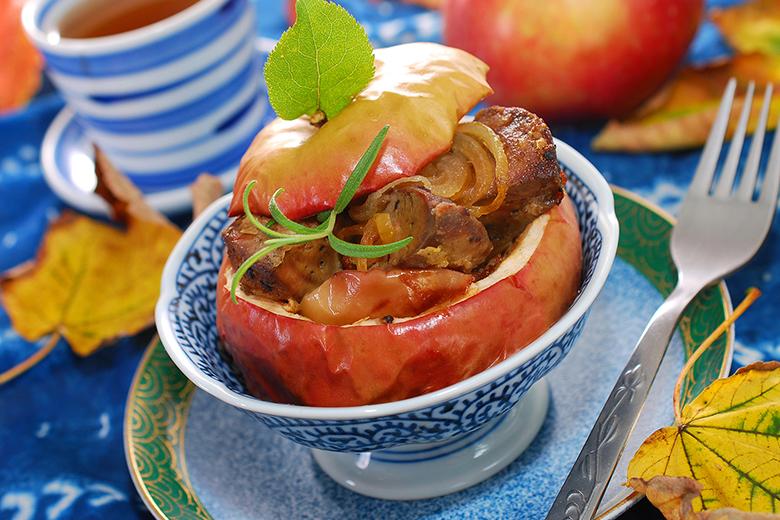 Bratäpfel mit Leber und Zwiebeln