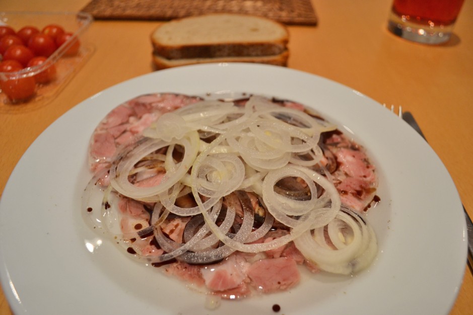 Steirische Saure mit Presswurst