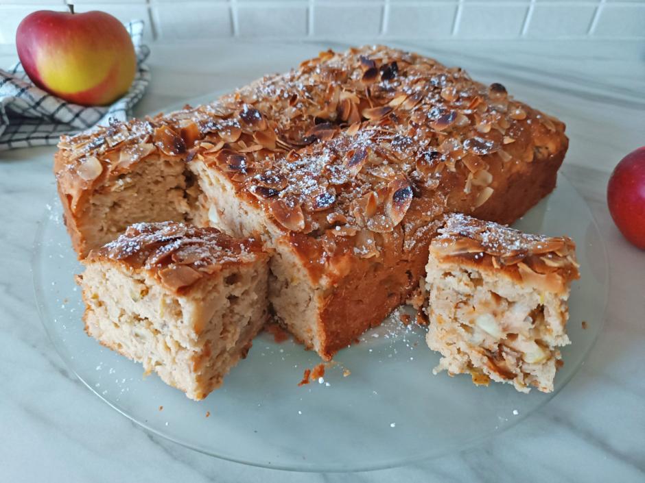 Schneller Apfelkuchen mit Dinkelmehl