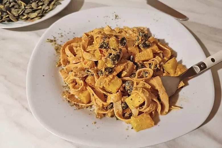 Bandnudeln mit Kürbis