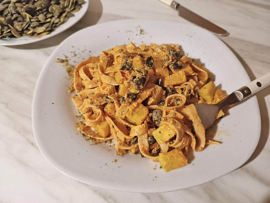 Bandnudeln mit Kürbis