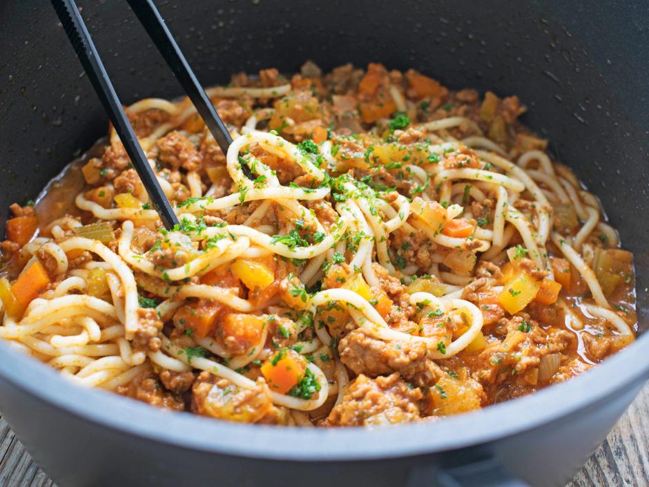 Nudeln mit Fleischsoße