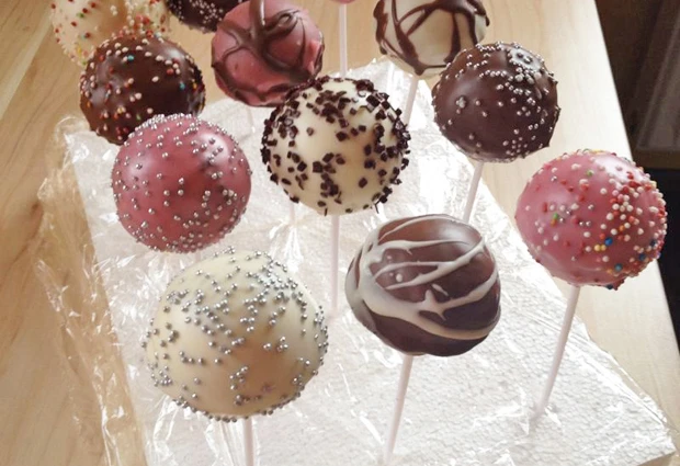 Bunte Cake Pops
