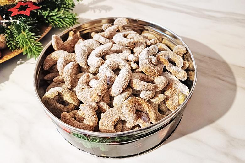 Kürbiskern-Vanillekipferl mit Birkenzucker