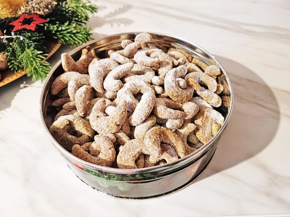 Kürbiskern-Vanillekipferl mit Birkenzucker