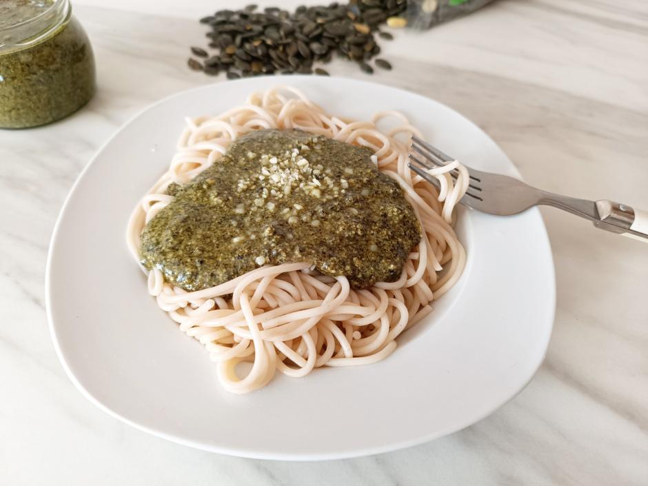 Spaghetti mit Kürbiskernpesto