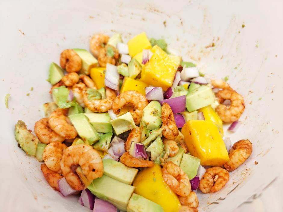 Mango Avocado Garnelen Salat