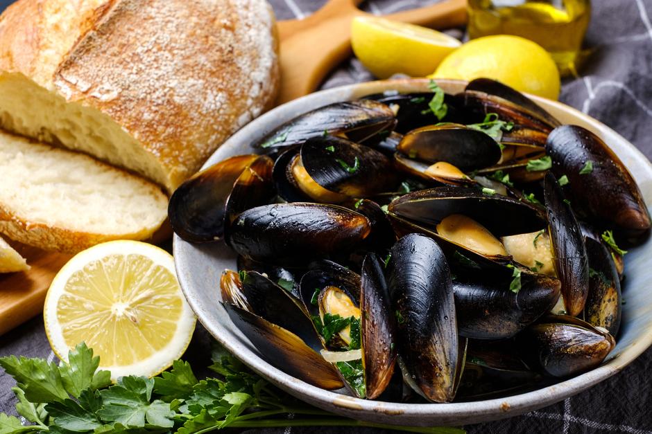 Miesmuscheln in Weißwein