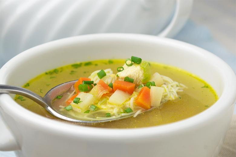 Hühnersuppe