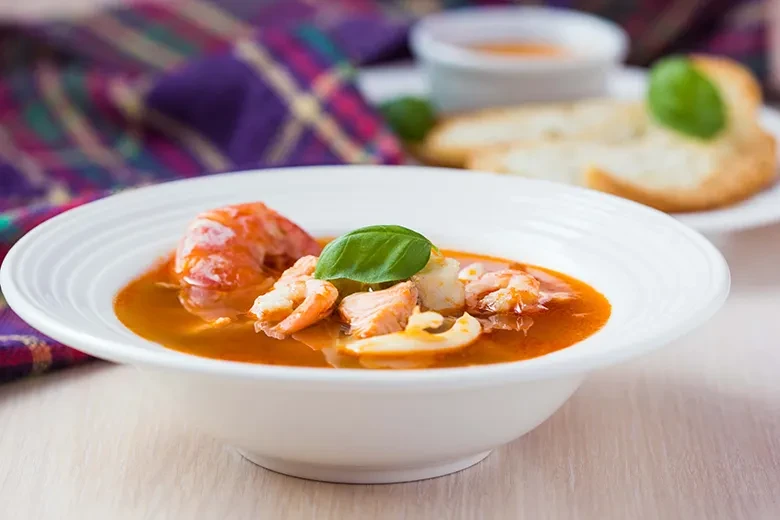 Einfache französische Fischsuppe