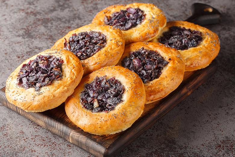 Cebularz lubelski Fladenbrot mit Zwiebeln