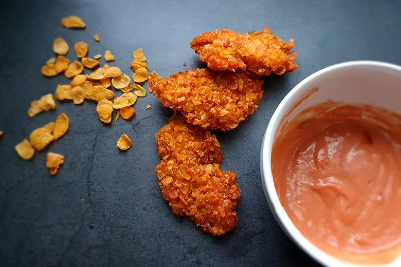 Hühnerstreifen in Cornflakes-Panade