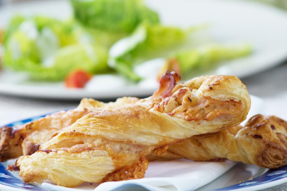 Schinken-Käse-Stangen