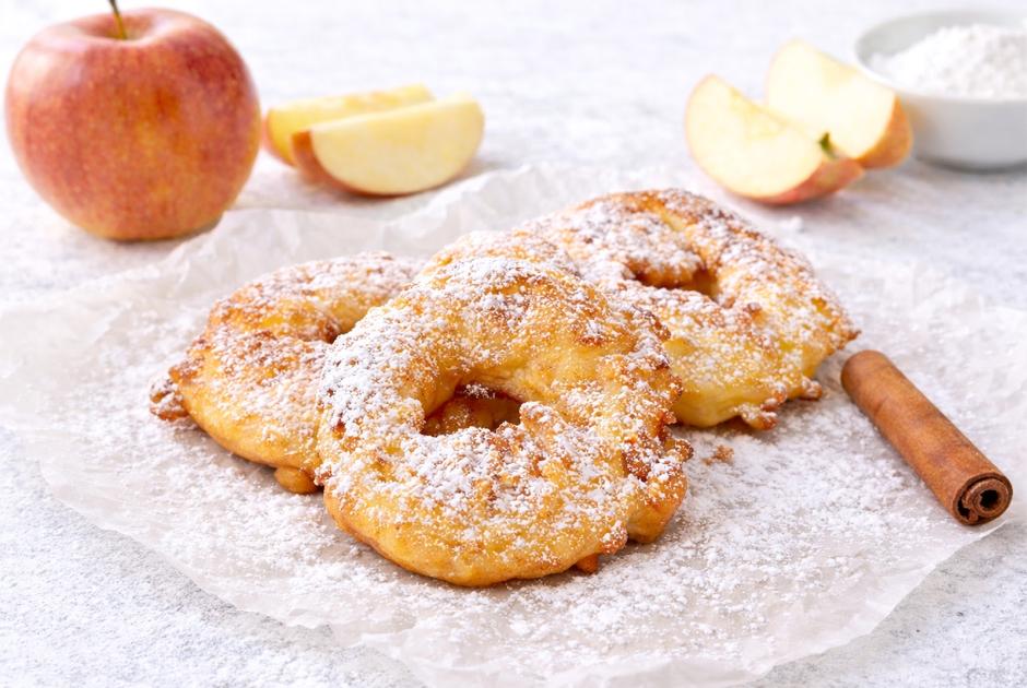 Äpfel im Schlafrock