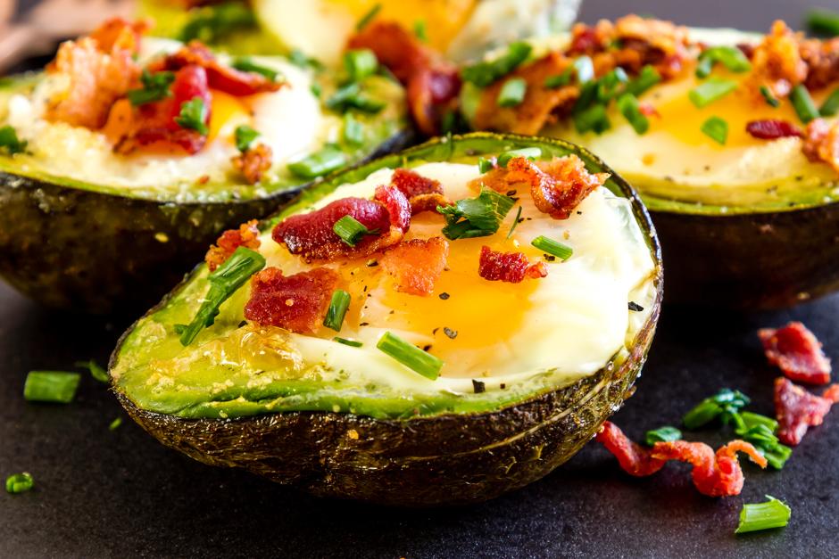 Gefüllte Avocado mit Ei