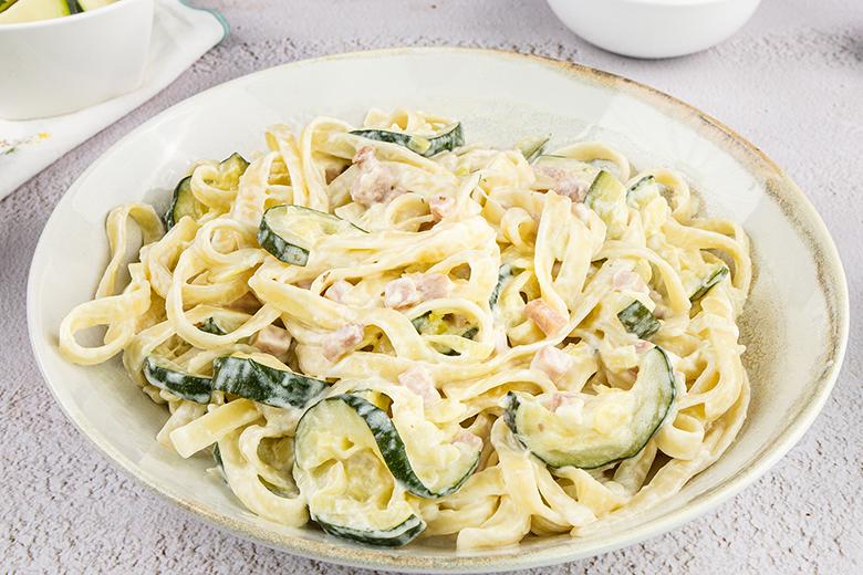 Nudelgericht á la Zucchini