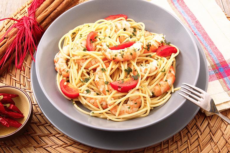 One Pot Pasta mit Garnelen