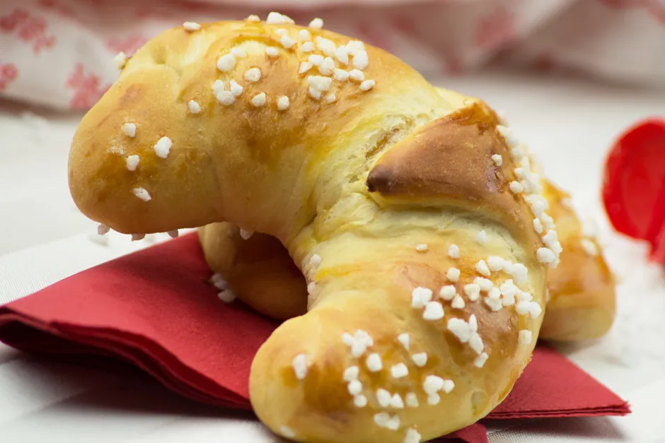 S&uuml;&szlig;er Germteig