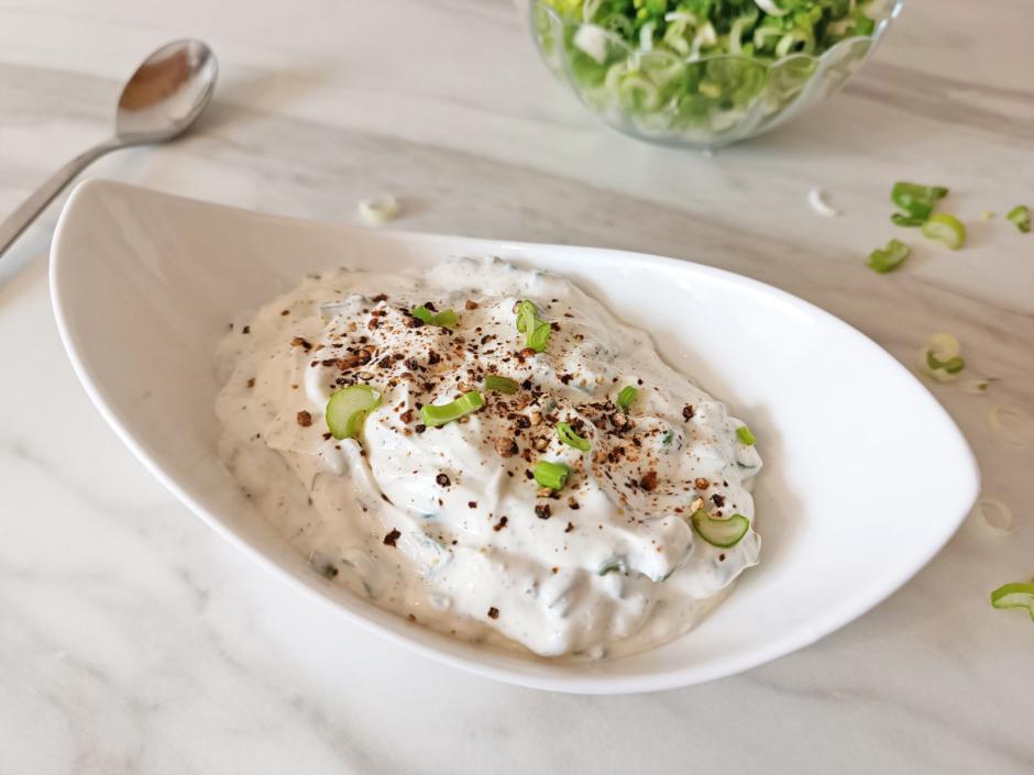 Frühlingszwiebel Dip