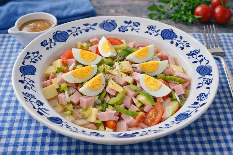 Bunter Wurstsalat