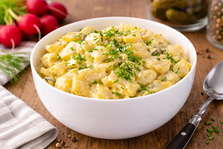 Kartoffelsalat mit Mayonnaise